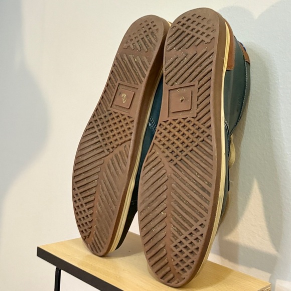 VELEZ Green & Cognac Columbian Leather Chukka Boots Size 11 - Picture 13 of 15